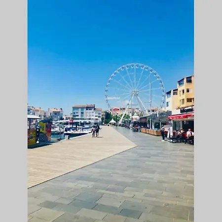 Szálloda T2 Port Lano Clim Piscine Parking *